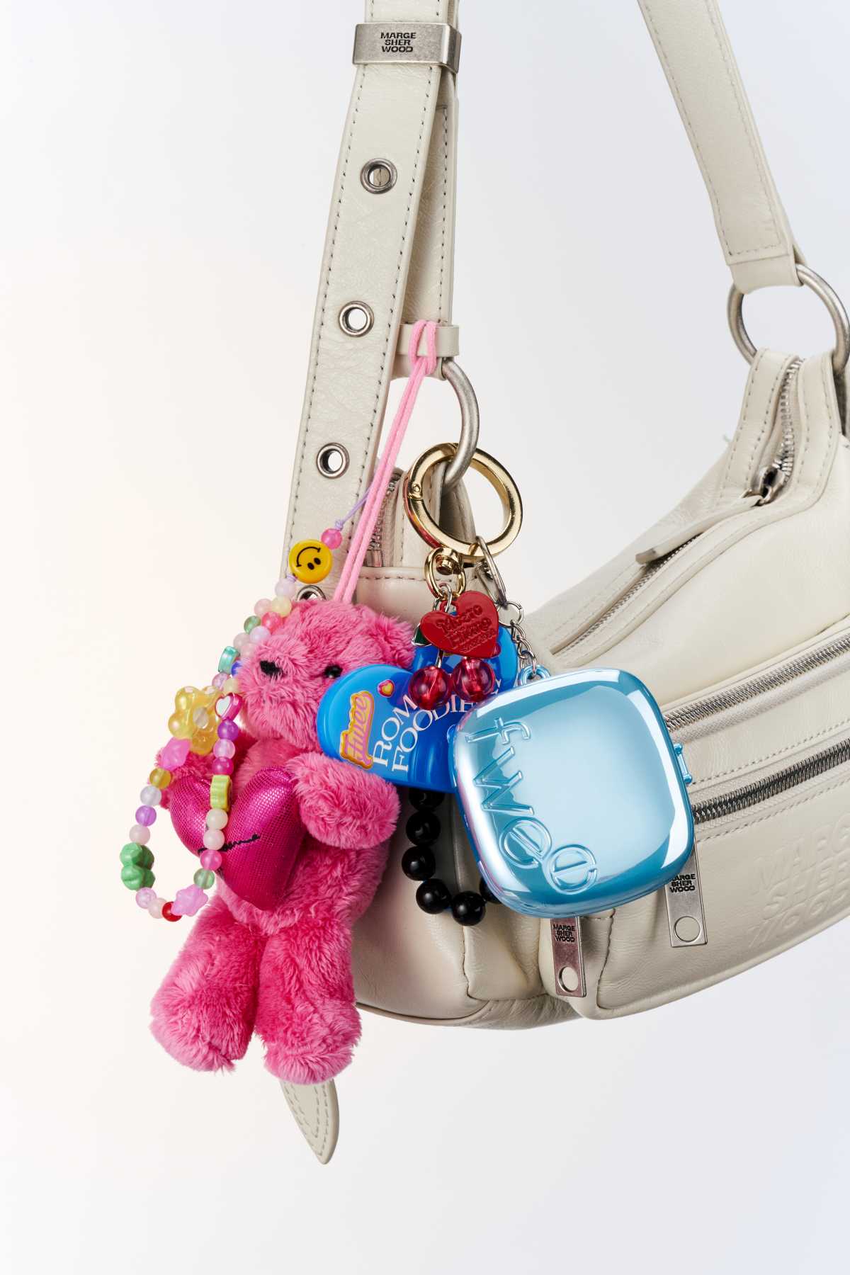 「丁禹兮」介紹+7部必看陸劇!仙俠《七時吉祥》開播,《傳聞中的陳芊芊》爆紅 「丁禹兮」介紹+7部必看陸劇!仙俠《七時吉祥》開播,《傳聞中的陳芊芊》爆紅