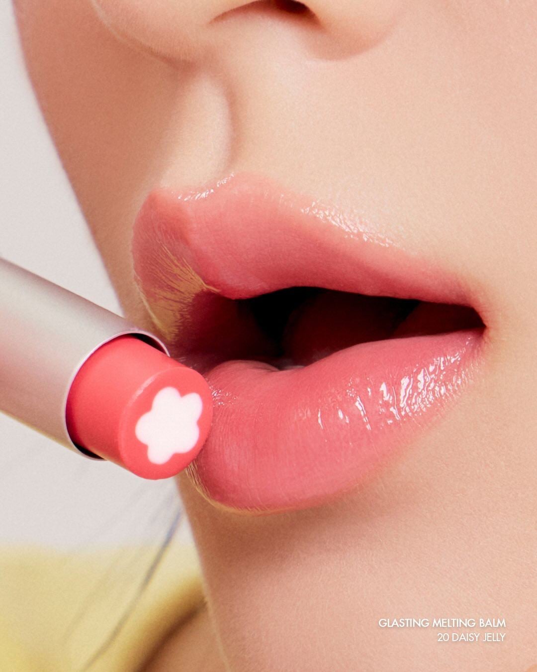 芬蘭品牌Marimekko新品登場!以自然共生為題,邀您感受繽紛印花帶來的能量 芬蘭品牌Marimekko新品登場!以自然共生為題,邀您感受繽紛印花帶來的能量