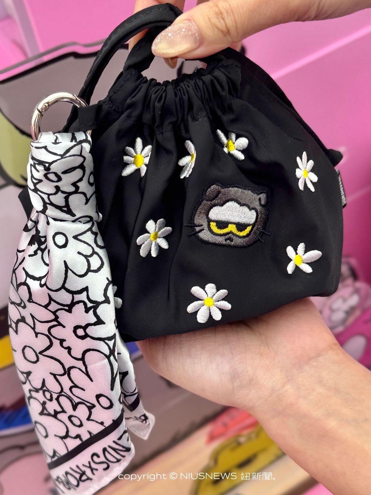 芬蘭品牌Marimekko新品登場!以自然共生為題,邀您感受繽紛印花帶來的能量 芬蘭品牌Marimekko新品登場!以自然共生為題,邀您感受繽紛印花帶來的能量