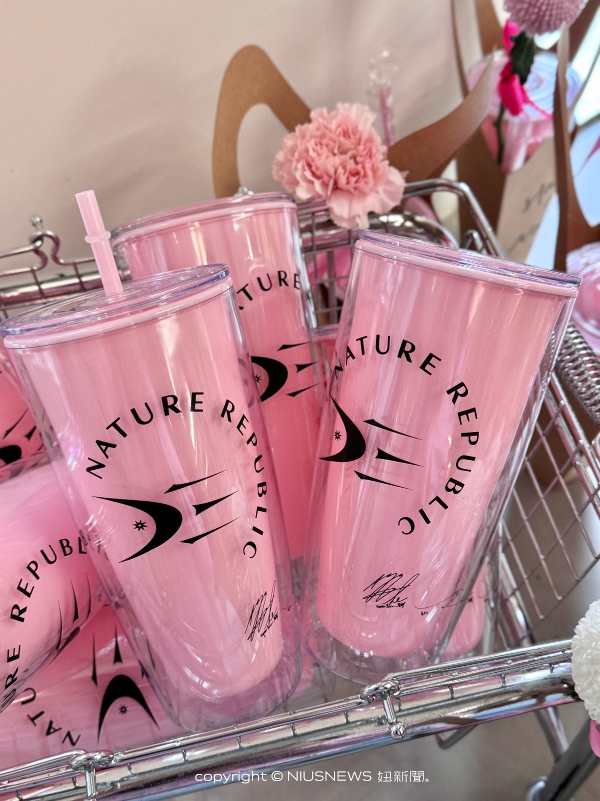 植物奶正夯!「全家」推通路首支厚豆乳拿鐵&厚豆乳!聯名燒丼鮮食登場 植物奶正夯!「全家」推通路首支厚豆乳拿鐵&厚豆乳!聯名燒丼鮮食登場